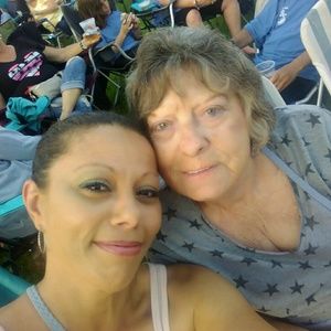 Meet your Posher, Linda